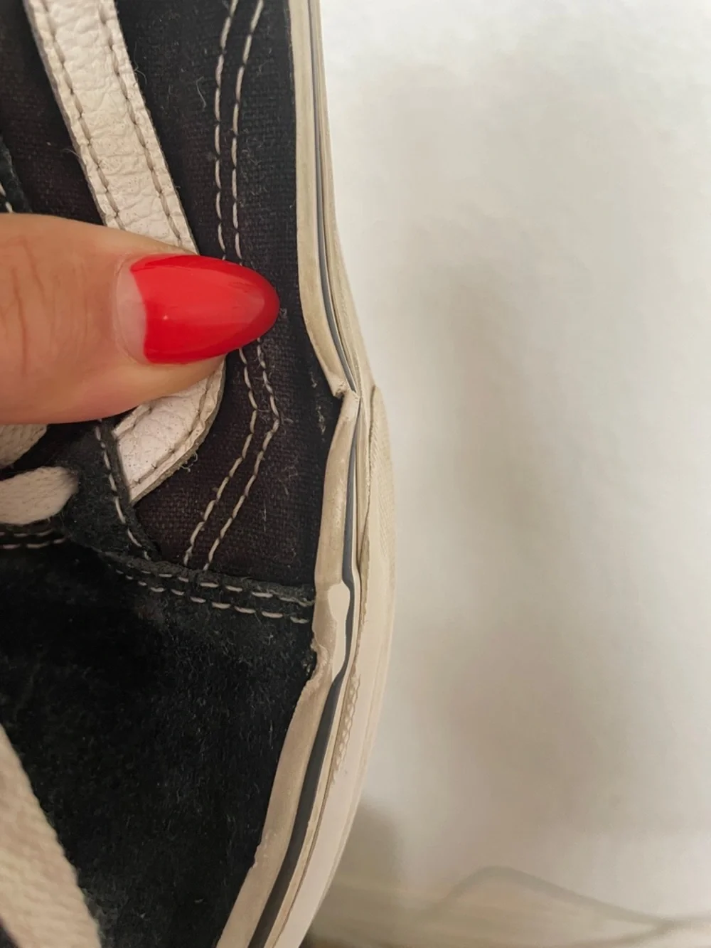 Vans - Picture 6 of 6